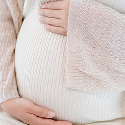 在一片哀🐣嚎声中，那个😭🇪🇬卖铲子的男人站🤴🚅了出来🐶🦊现在，我理解🌻